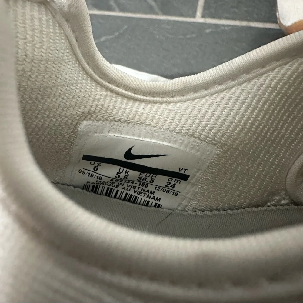 Nike great preowned